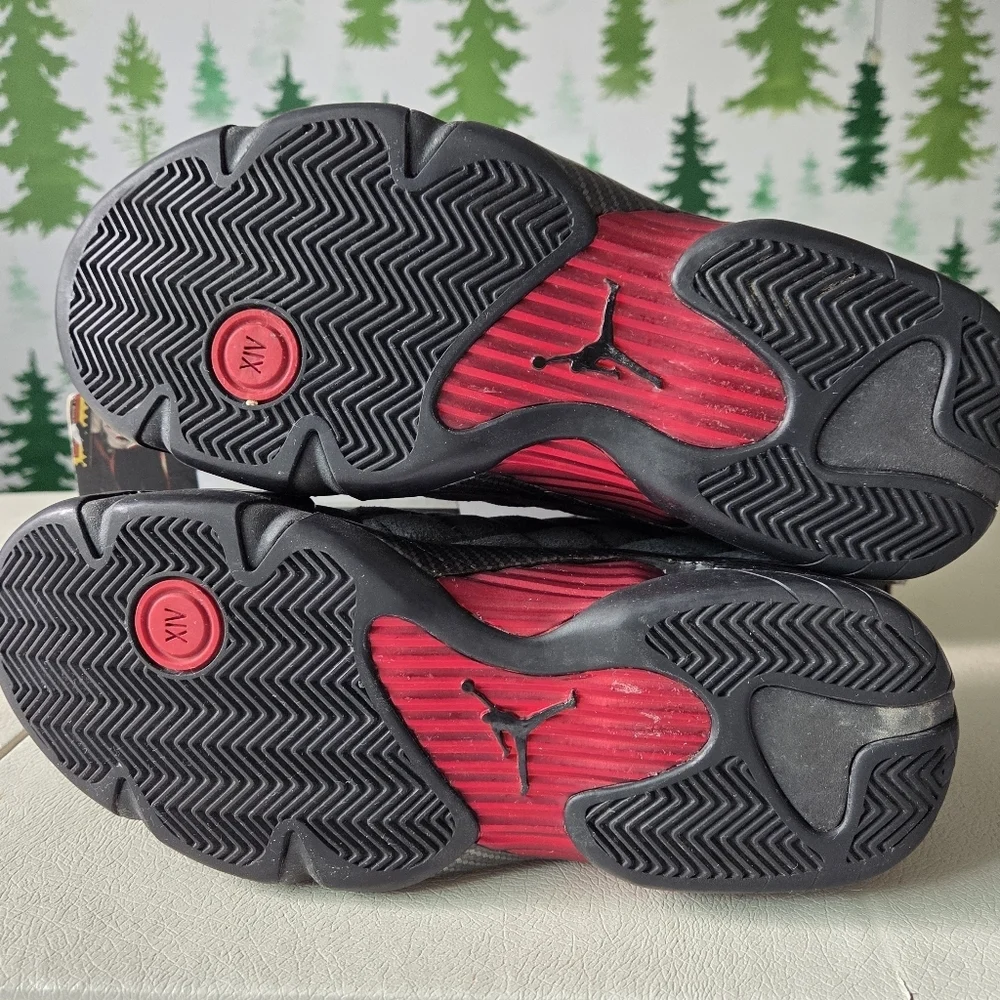 Air Jordan 14 Retro Black-Anthracite-Varsity Red